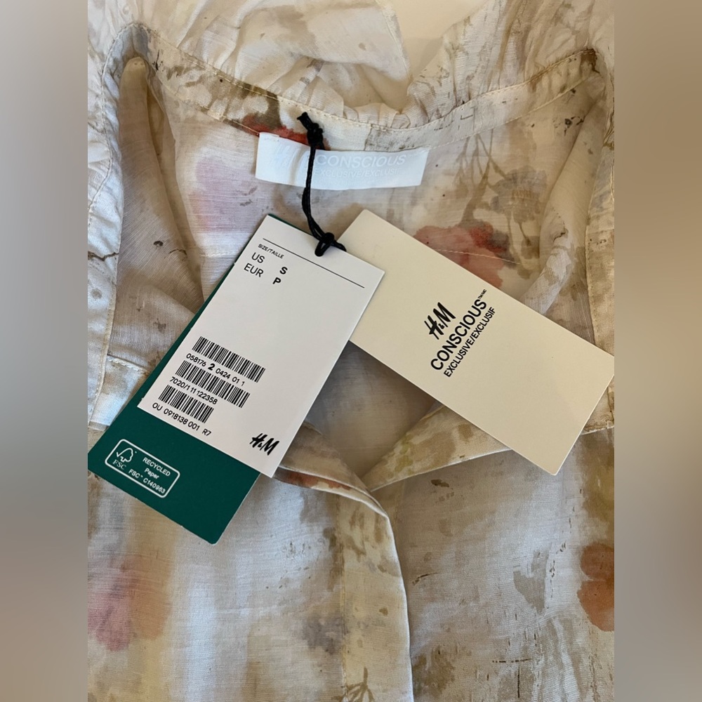 NWT H&M Exclusive Limited Edition Blouse - Picture 4 of 5